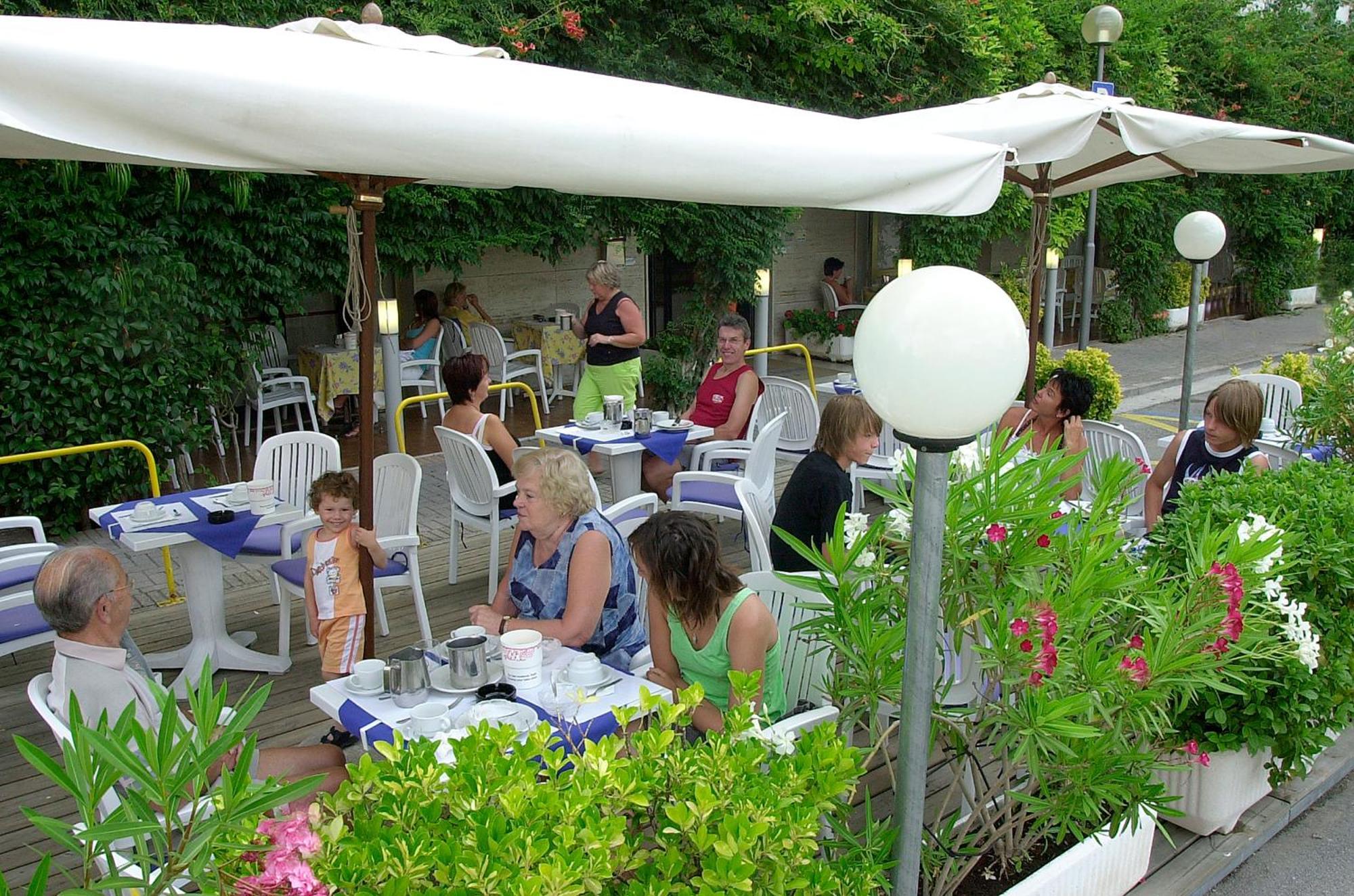 Hotel Wally Τζεσόλο Λίντο Εξωτερικό φωτογραφία